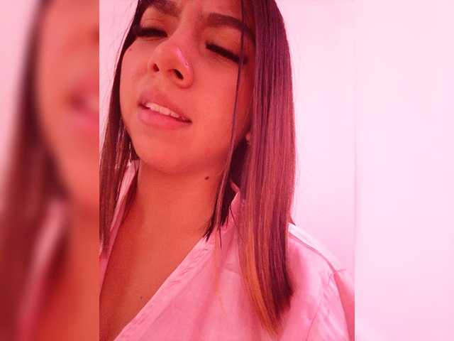 KattySanz live cam on BongaCams