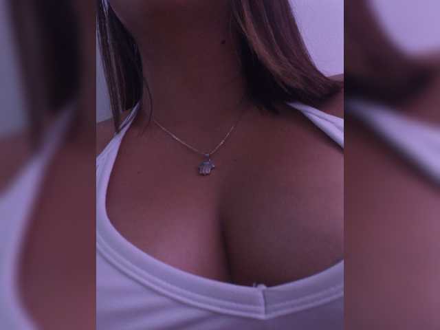 KattySanz live cam on BongaCams
