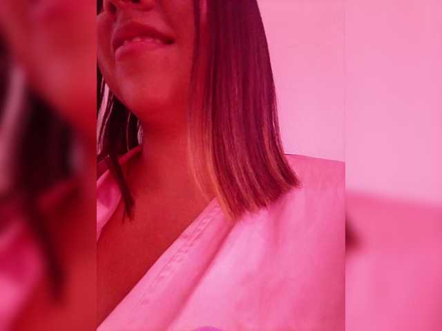 KattySanz live cam on BongaCams