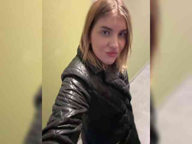 Alivia69 webcam