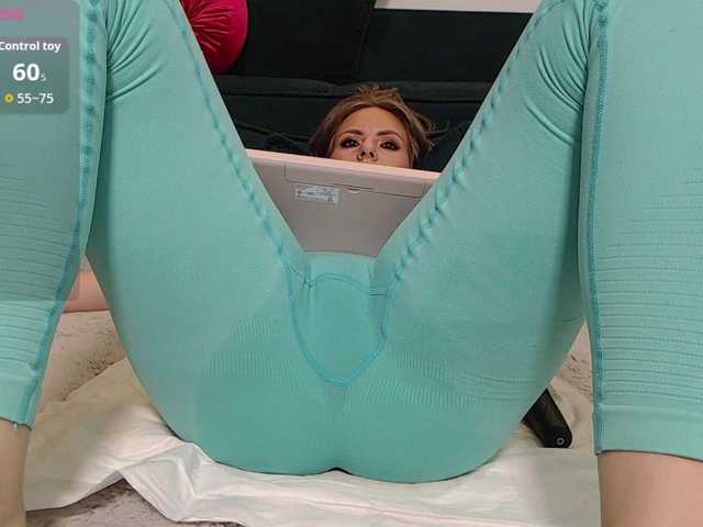 victoriakim66 live cam on BongaCams