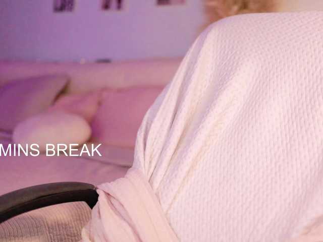 AlytheAmore live cam on BongaCams