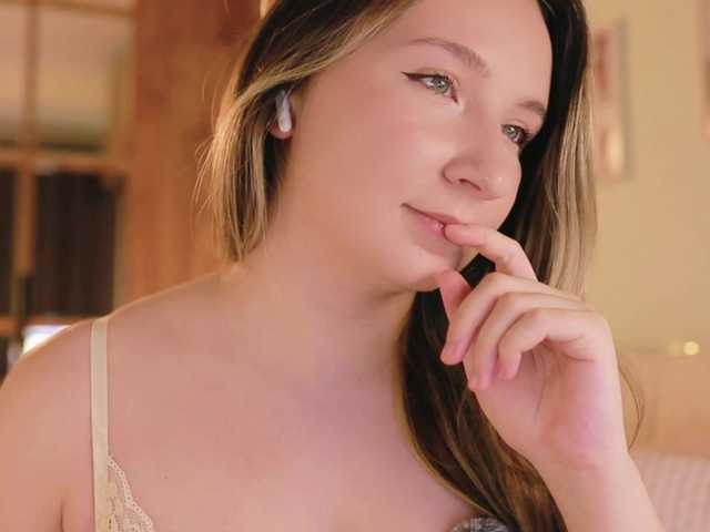 AlytheAmore live cam on BongaCams