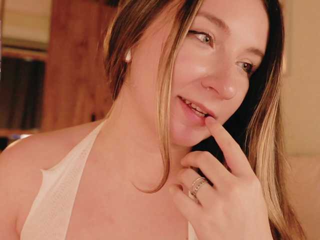 AlytheAmore live cam on BongaCams
