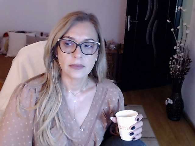 Evamaria2025 live cam preview