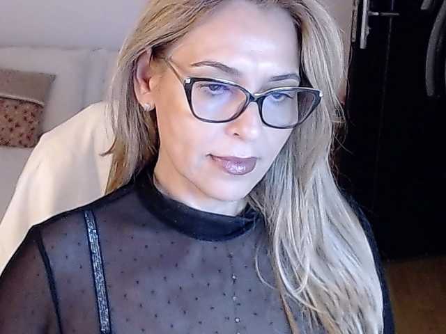 Evamaria2025 live cam preview