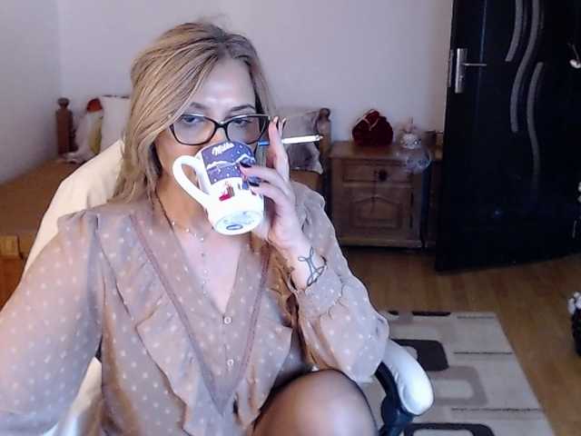 Evamaria2025 live cam preview