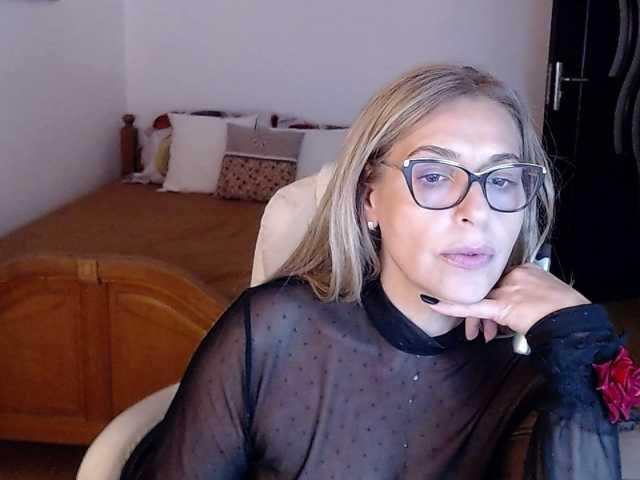 Evamaria2025 live cam preview