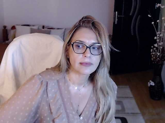 Evamaria2025 live cam preview