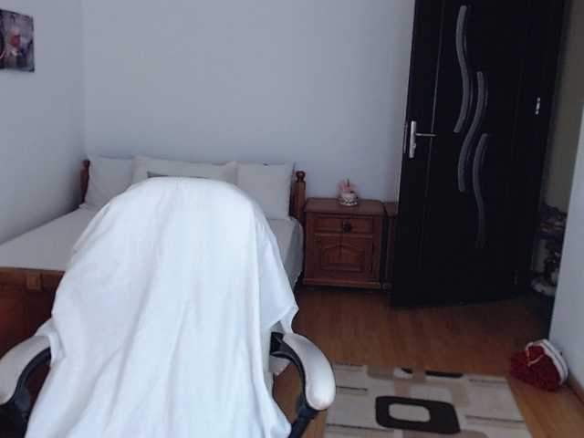 Evamaria2025 live cam on BongaCams