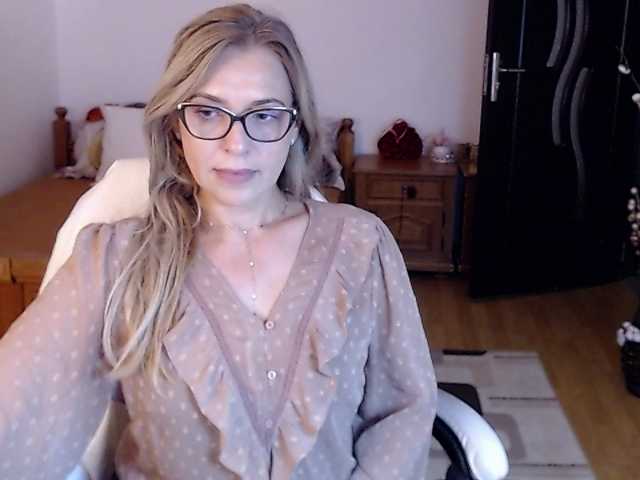 Evamaria2025 live cam preview