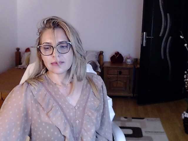 Evamaria2025 live cam preview