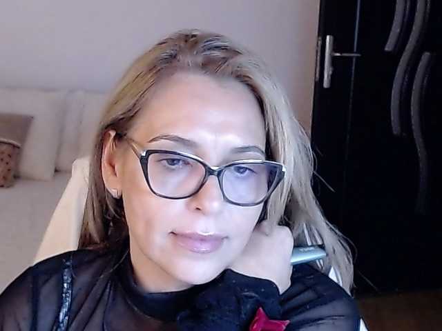 Evamaria2025 live cam preview