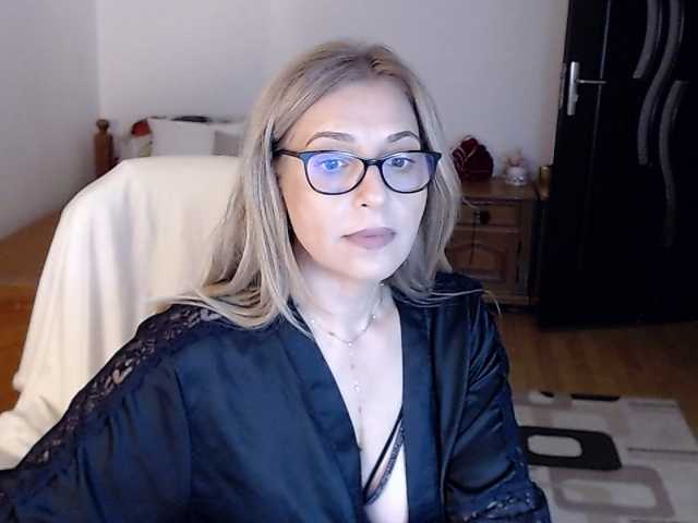 Evamaria2025 live cam preview