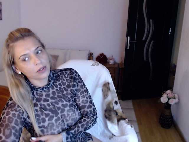 Evamaria2025 live cam preview