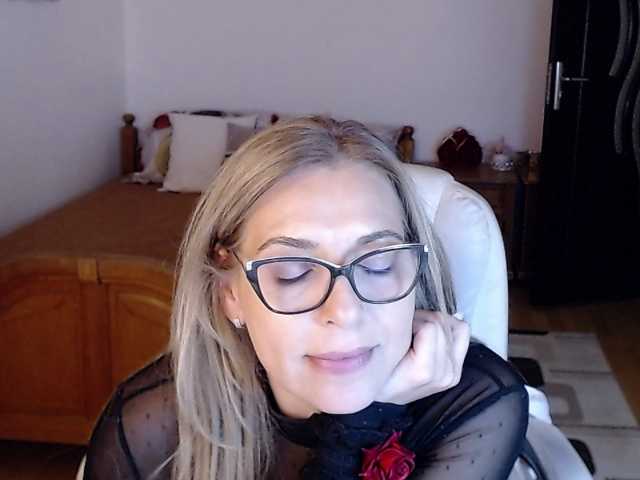 Evamaria2025 live cam preview
