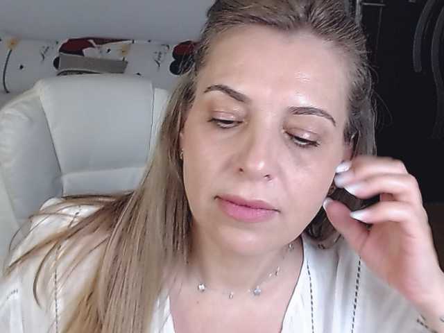 Evamaria2025 live cam on BongaCams