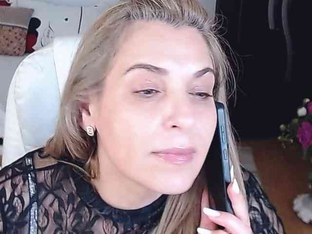 Evamaria2025 Live Webcam on BongaCams