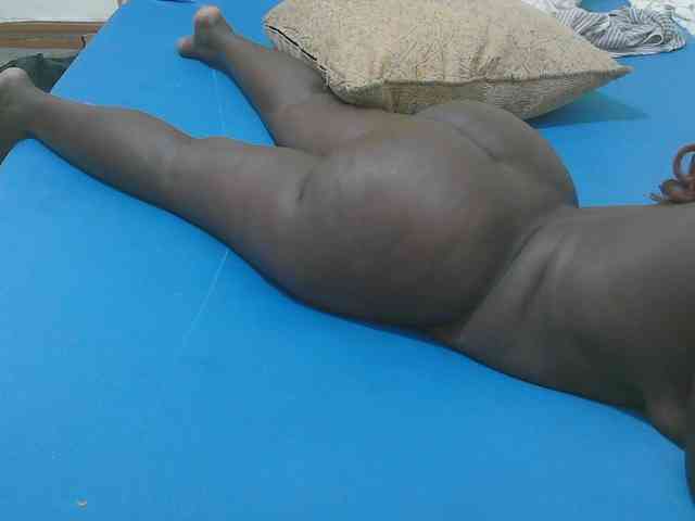 Sexy-Quincy11 webcam