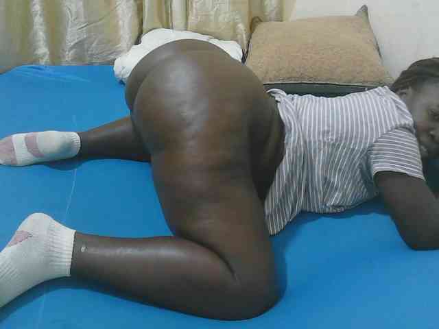 Sexy-Quincy11 webcam