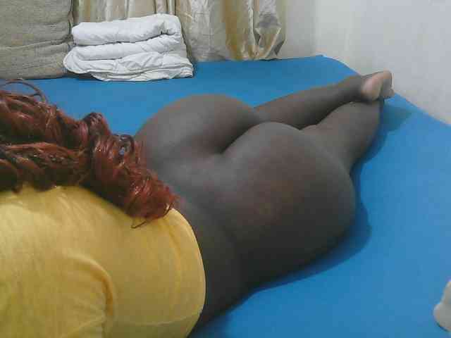 Sexy-Quincy11 webcam