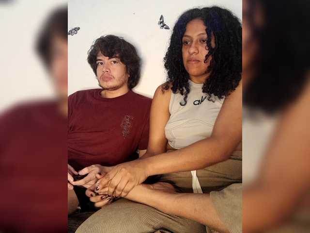 HotHoneyChile's BongaCams show and profile