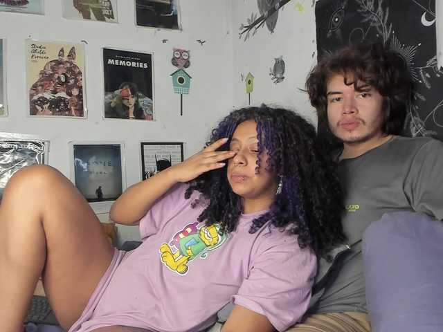 HotHoneyChile live cam