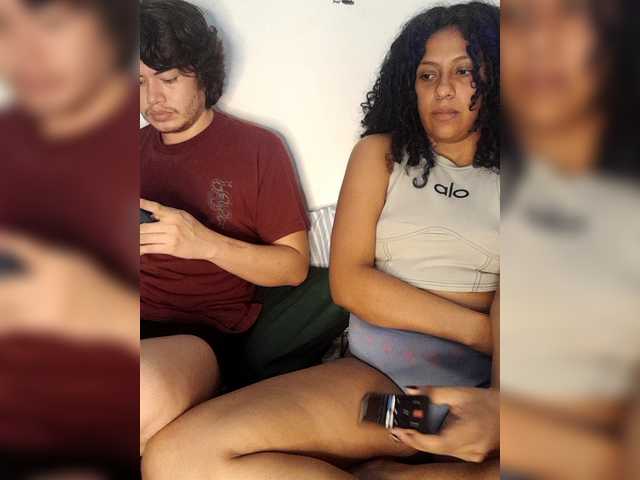 HotHoneyChile's BongaCams show and profile