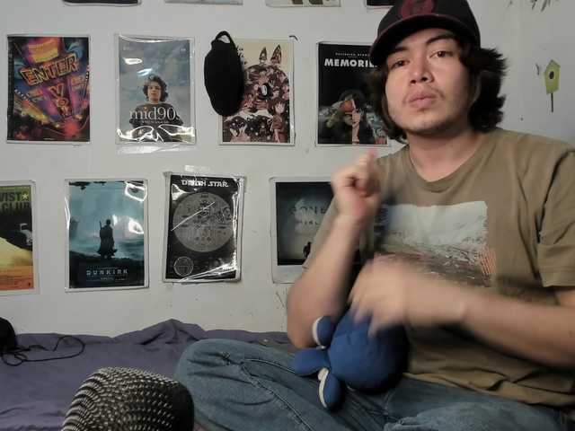 HotHoneyChile's BongaCams show and profile