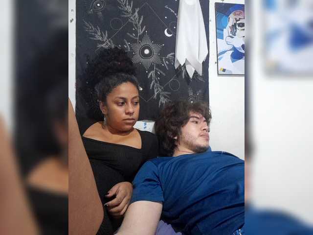 HotHoneyChile's BongaCams show and profile