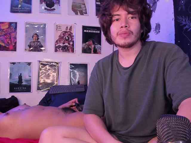 HotHoneyChile webcam