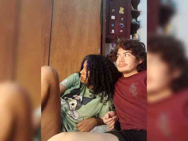 HotHoneyChile webcam