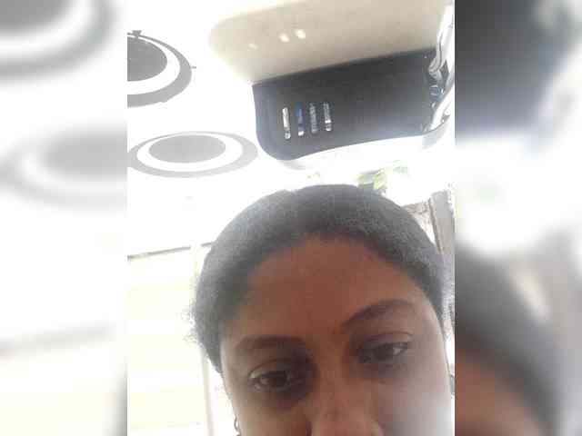 HotHoneyChile webcam