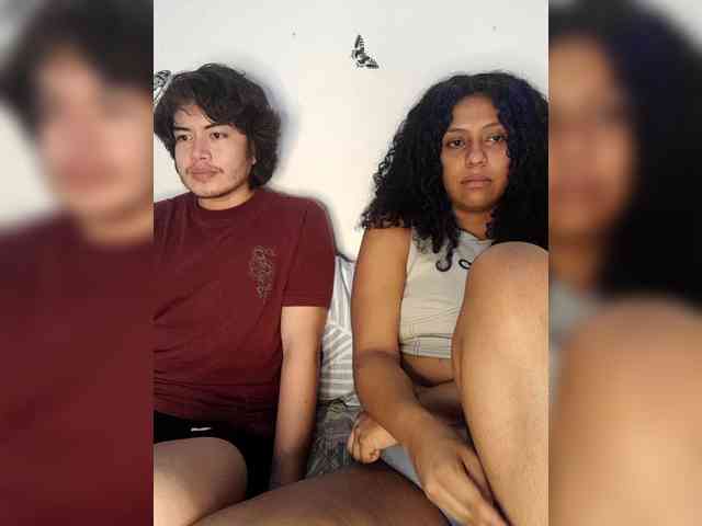 HotHoneyChile webcam