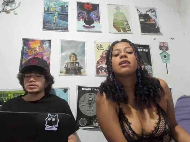 HotHoneyChile webcam