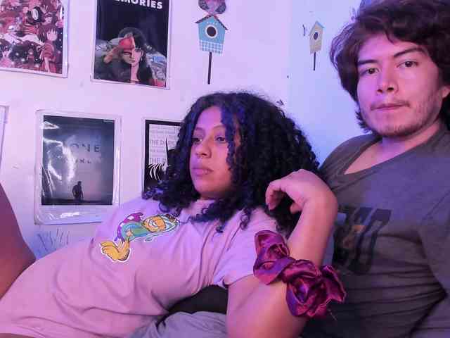 HotHoneyChile webcam