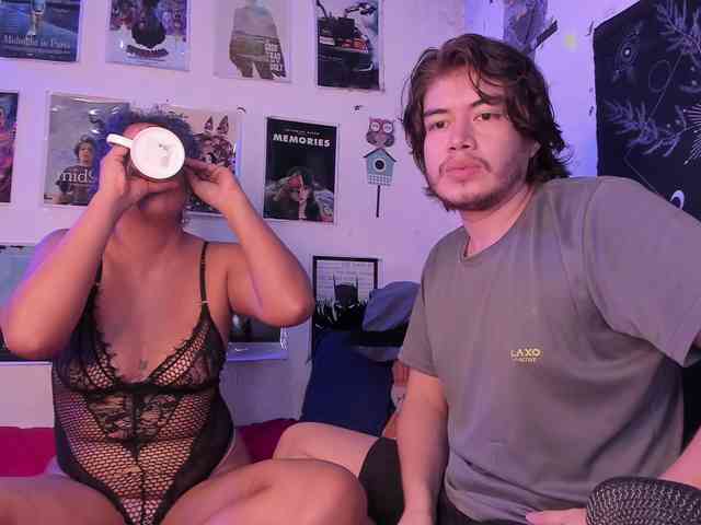 HotHoneyChile webcam