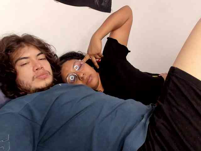 HotHoneyChile webcam