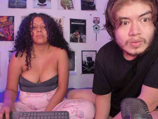 HotHoneyChile webcam