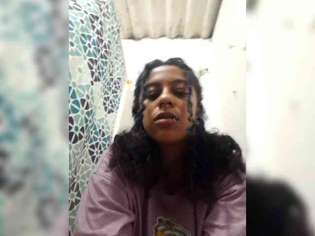 HotHoneyChile webcam