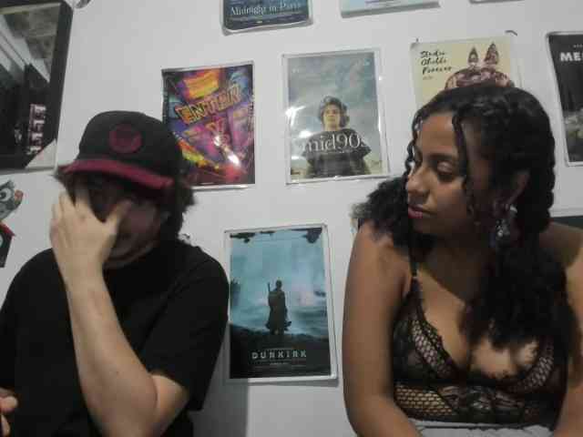 HotHoneyChile webcam