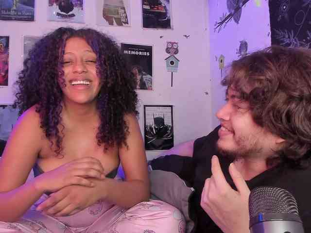 HotHoneyChile webcam