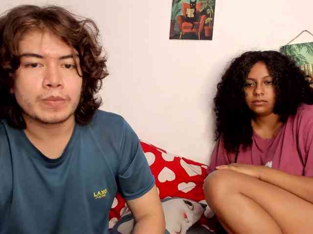 HotHoneyChile webcam