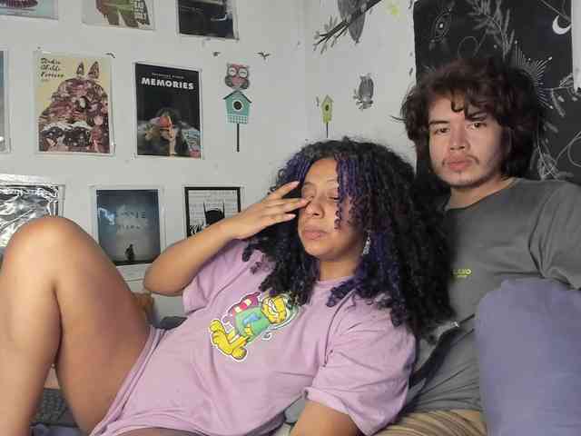 HotHoneyChile webcam