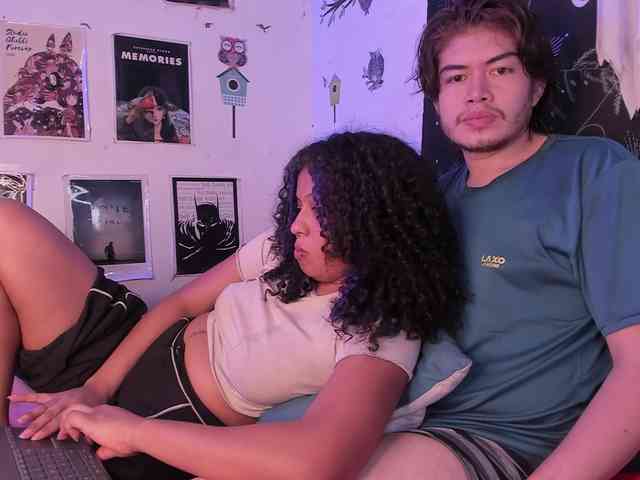 HotHoneyChile webcam