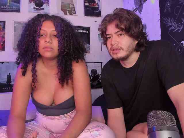 HotHoneyChile webcam