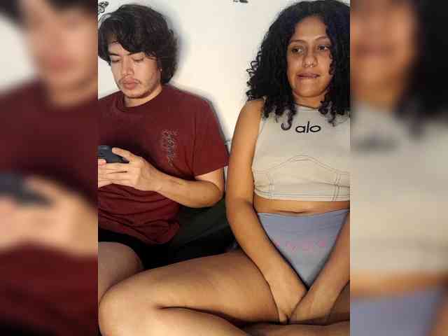 HotHoneyChile webcam