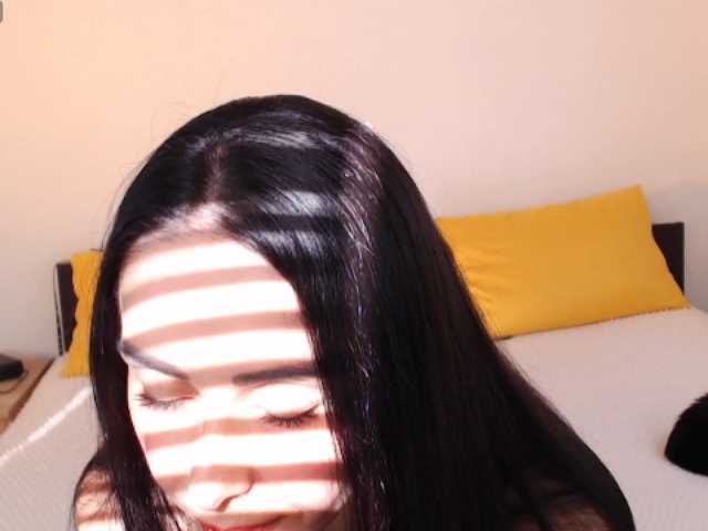 ValeriaFoxx live cam on BongaCams