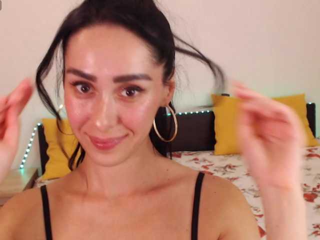 ValeriaFoxx live webcam show