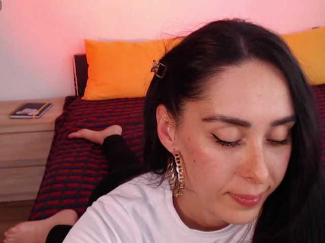 ValeriaFoxx live cam on BongaCams